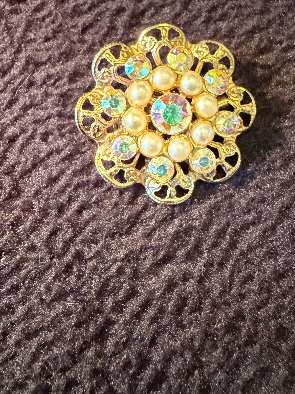 Vintage Aurora Borealis Rhinestone and Faux Pearl Brooch - Picture 5 of 5